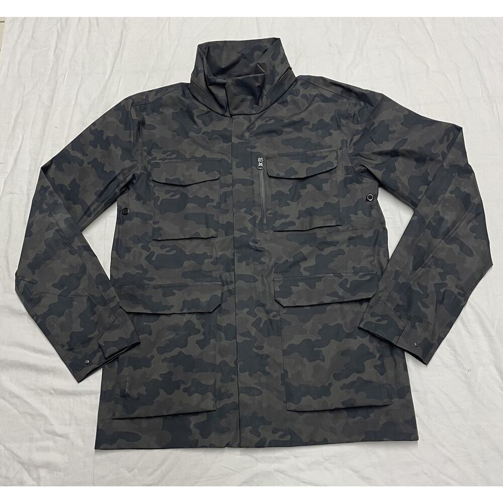 Swims Camo Jacket Mens Size Medium Long Sleeve
